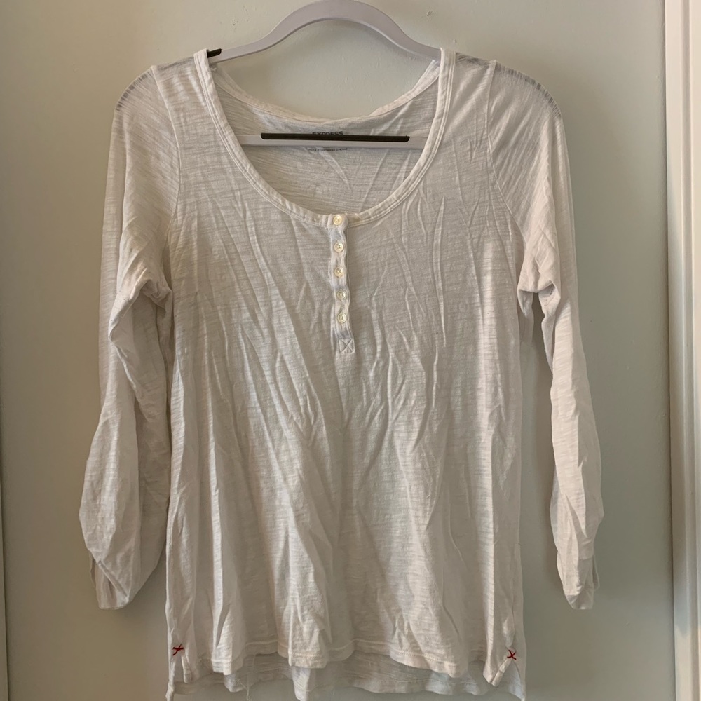 Express White Lightweight 3/4 Cropped Sleeve